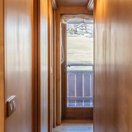 Lägenhet Casa Ronco, Tranquilla E Confortevole Cortina dʼAmpezzo